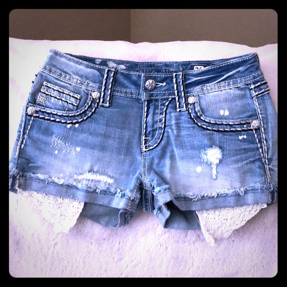 Miss Me Signature Short size 26